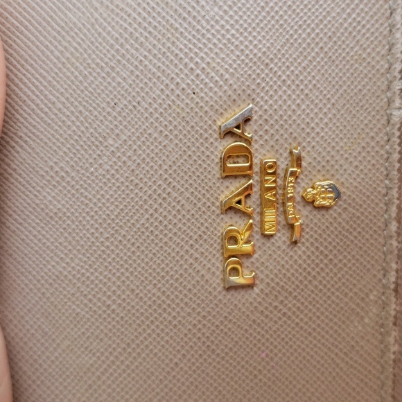 Prada Saffiano Leather Metal in Cipria Compact Wallet - Picture 7 of 17